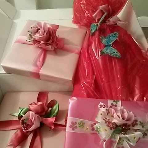 Bespoke gift wrapping services in London for individuals, VIP and corporate clients